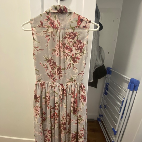 Beautiful spring and summer dress - Picture 2 of 2